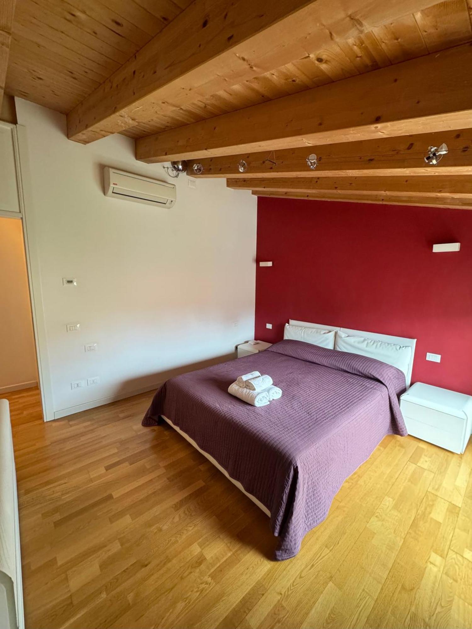 Loft Del Pozzo - With Garden Apartment *